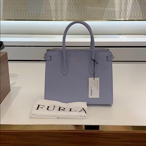 Furla Pin